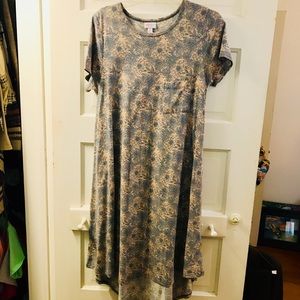 LulaRoe Carly size M - EUC